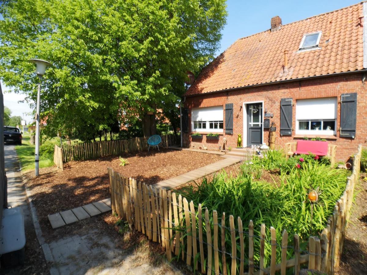 Huus An'T Doerpsdiek Krummhörn Exterior foto